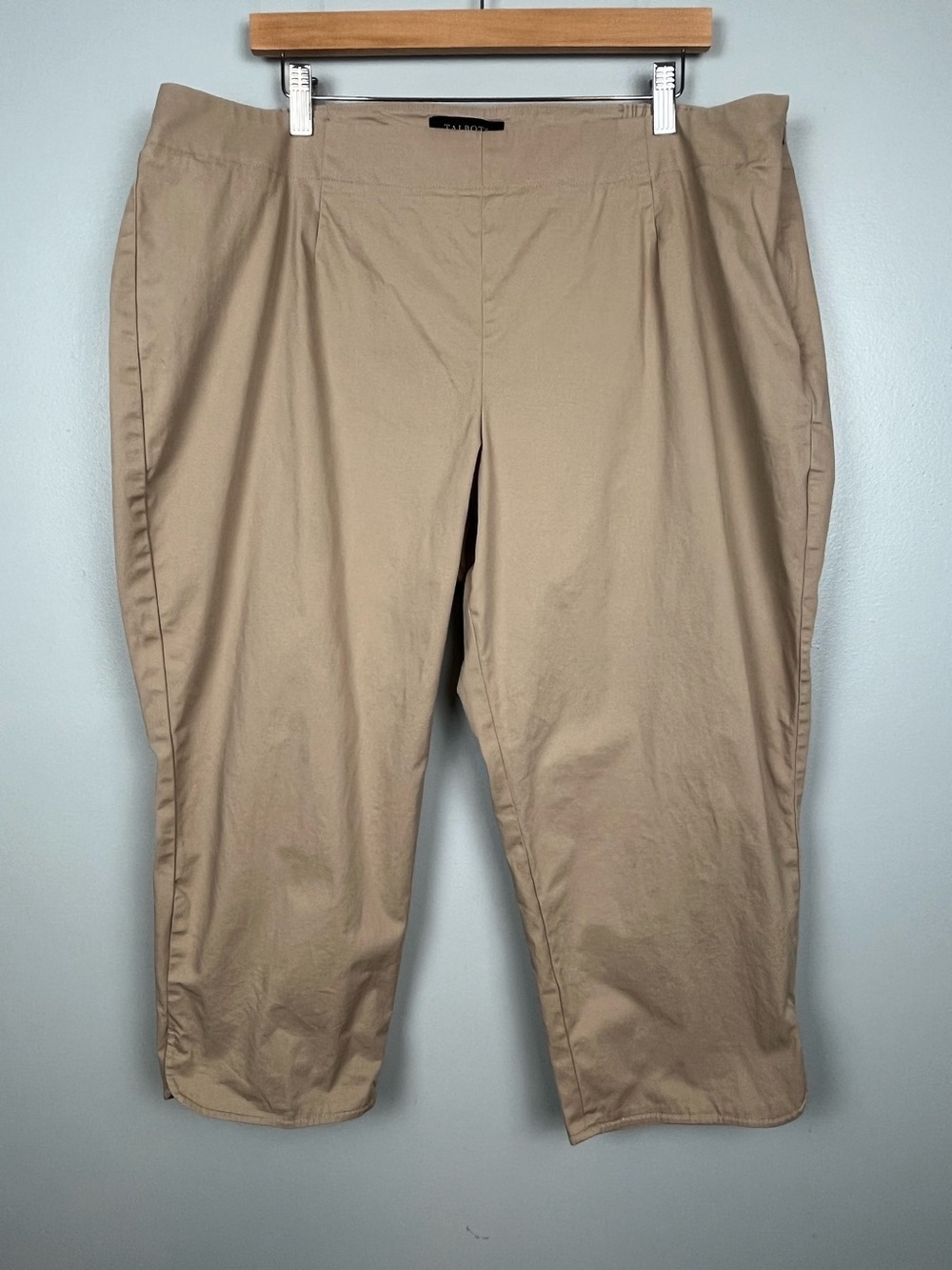 Talbots khaki Heritage side zip capri length pants, 20W petite.